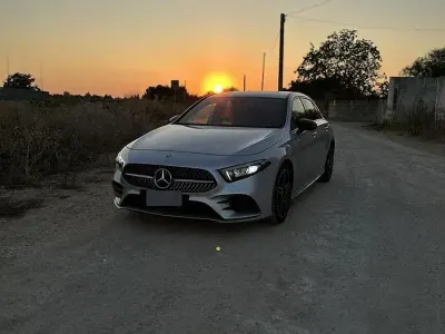 Usata Mercedes A180 116 CV (85 kW) 2020 Grigio Berlina