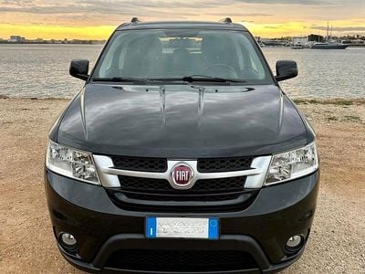 Usata Fiat Freemont Lounge 170 CV (125 kW) 2015 Nero SUV