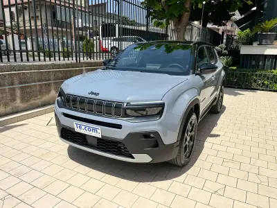 Nuova Jeep Avenger Summit 101 CV (74 kW) 2026 Storm/tetto nero SUV