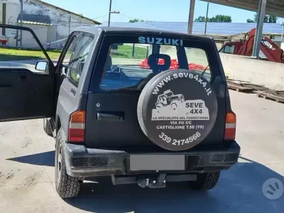 Second-hand Suzuki Vitara 75 CP (55 kW) 1997 Negru Hatchback