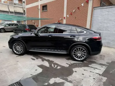 Usata Mercedes GLC220 Premium Plus 194 CV (142 kW) 2022 Nero SUV
