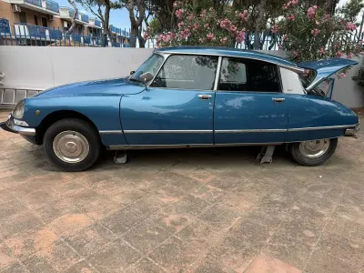 Usata Citroën DS 114 CV (83 kW) 1973 Blu/azzurro