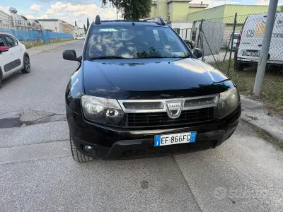 Usata Dacia Duster Ambiance 110 CV (80 kW) 2011 Nero SUV
