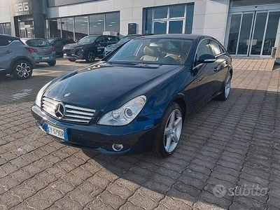 Usata Mercedes CLS320 224 CV (164 kW) 2005 Blu Berlina