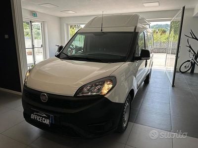 Usata Fiat Doblò 105 CV (77 kW) 2020 Bianco Monovolume