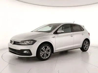 Usata VW Polo R-line 80 CV (58 kW) 2020 Argento metallizzato Utilitaria