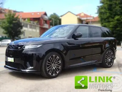 Usata Land Rover Range Rover Sport 635 CV (467 kW) 2024 Obsidian black SUV