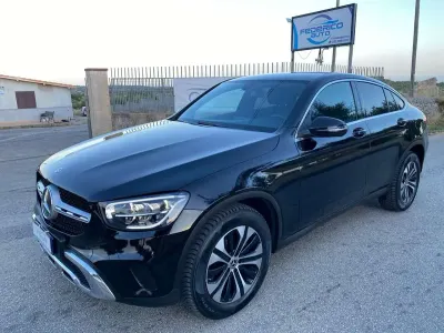 Usata Mercedes GLC220 Business 194 CV (142 kW) 2022 Nero SUV