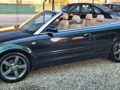 Usata Audi A4 Cabriolet 131 CV (96 kW) 2005 Nero Cabrio