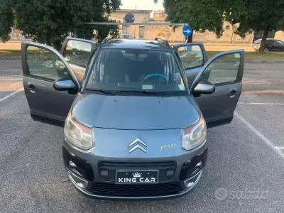 Usata Citroën C3 Picasso Exclusive 95 CV (69 kW) 2010 Grigio Monovolume