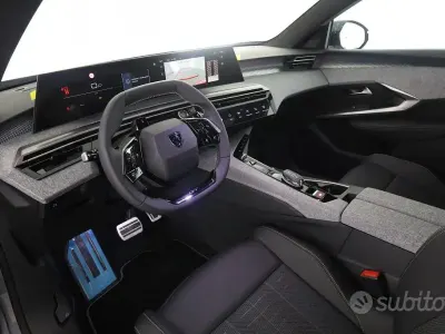 Nuova Peugeot 5008 GT 136 CV (100 kW) 2026 Grigio SUV