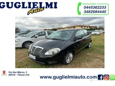 Usata Lancia Ypsilon 69 CV (50 kW) 2011 Viola Utilitaria