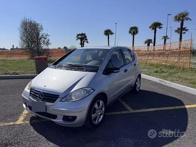 Usata Mercedes A160 82 CV (60 kW) 2005 Grigio Berlina
