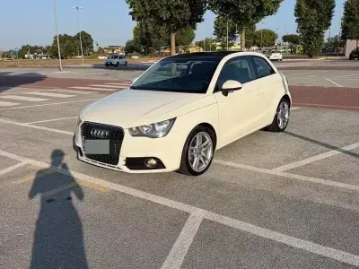 Usata Audi A1 122 CV (89 kW) 2010 Bianco Utilitaria