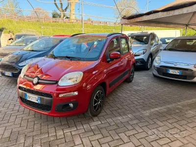 Usata Fiat Panda 69 CV (50 kW) 2012 Rosso Utilitaria
