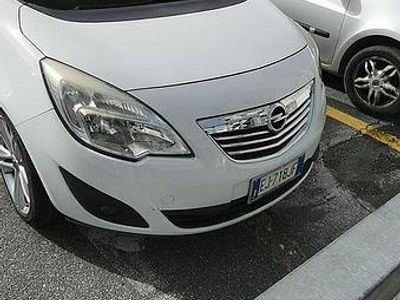 Usata Opel Meriva Cosmo 75 CV (55 kW) 2011 Monovolume