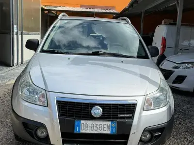 Usata Fiat Sedici 120 CV (88 kW) 2006 Grigio SUV