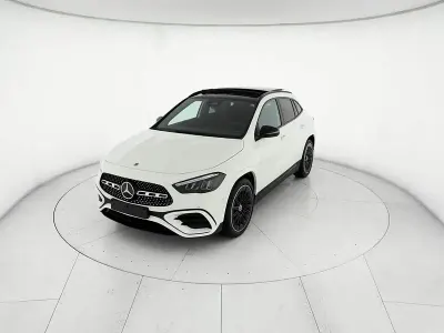 Nuova Mercedes GLA180 AMG line 136 CV (100 kW) 2026 Bianco SUV