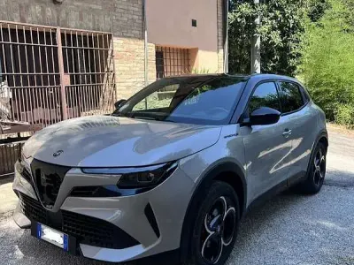Usata Alfa Romeo GT Junior Edizione Speciale 136 CV (100 kW) 2025 SUV