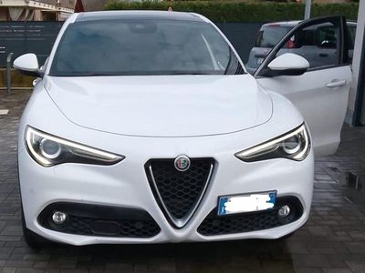 Usata Alfa Romeo Stelvio 190 CV (139 kW) 2019 Bianco SUV