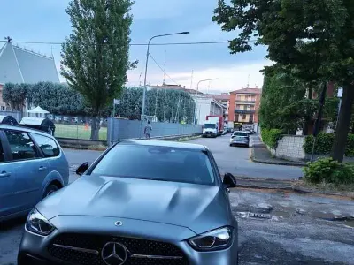 Usata Mercedes C220 Premium Plus 200 CV (147 kW) 2023 Berlina