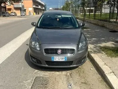 Occasion Fiat Croma 120 ch (88 kW) 2010 Gris Break