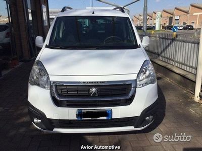 usata Peugeot Partner 5 Posti N1 Autocarro - 2019