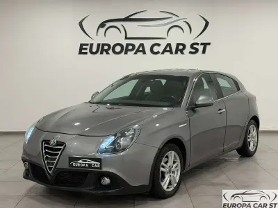 Usata Alfa Romeo Giulietta Super 120 CV (88 kW) 2016 Grigio Utilitaria