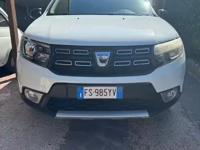 Usata Dacia Sandero Stepway 90 CV (66 kW) 2018 Bianco Berlina