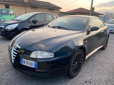 Usata Alfa Romeo GT Progression 150 CV (110 kW) 2006 Nero Coupé