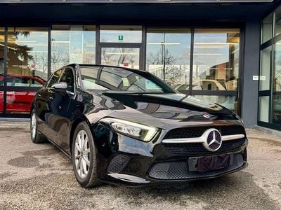 Usata Mercedes A180 Business 136 CV (100 kW) 2020 Nero Berlina