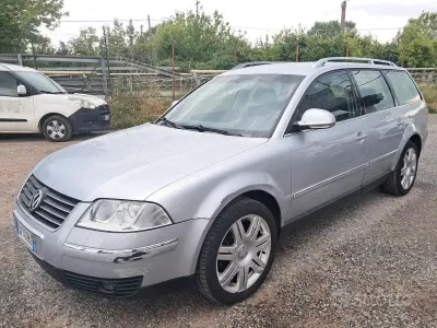 Usata VW Passat 130 CV (95 kW) 2004 Grigio Station wagon