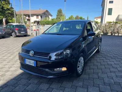 Usata VW Polo Trendline 60 CV (44 kW) 2015 Nero Berlina