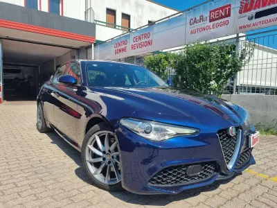 Usata Alfa Romeo Giulia Veloce 211 CV (155 kW) 2017 Blu montecarlo Berlina