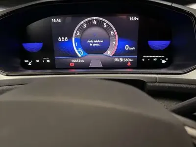 Usata VW T-Roc Style 110 CV (80 kW) 2024 Nero SUV