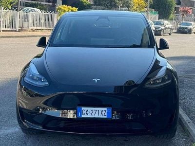 Usata Tesla Model Y RWD 88 kW (120 CV) 2024 Nero SUV