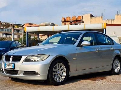 Usata BMW 320 177 CV (130 kW) 2008 Grigio Berlina