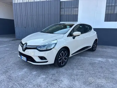 Usata Renault Clio IV 118 CV (86 kW) 2018 Beige Berlina