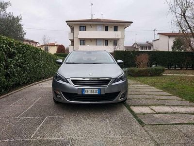 Usata Peugeot 308 SW Allure 120 CV (88 kW) 2015 Station wagon