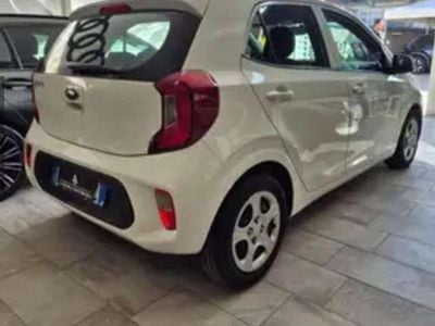 Usata Kia Picanto LX 60 CV (44 kW) 2008 Utilitaria