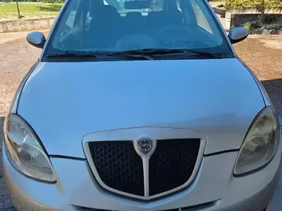 Usata Lancia Ypsilon 60 CV (44 kW) 2009 Utilitaria