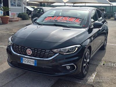 Usata Fiat Tipo Lounge 120 CV (88 kW) 2018 Nero Berlina
