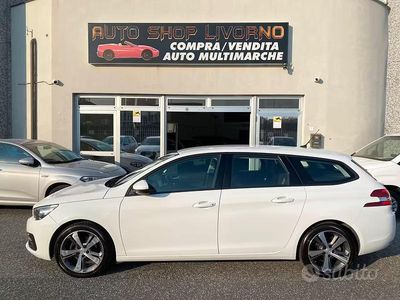 Usata Peugeot 308 GT-line 131 CV (96 kW) 2020 Bianco Berlina