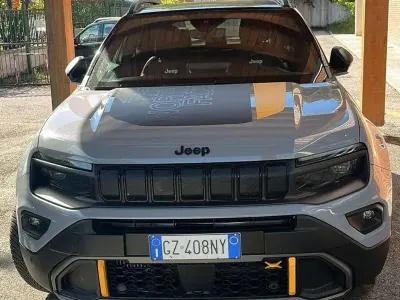 Usata Jeep Avenger North 136 CV (100 kW) 2025 Grigio SUV