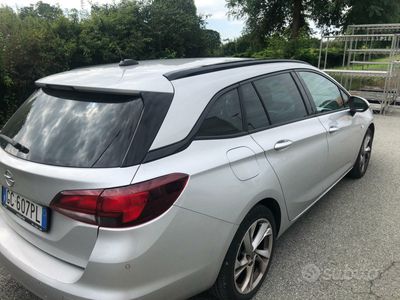 usata Opel Astra sports tourer