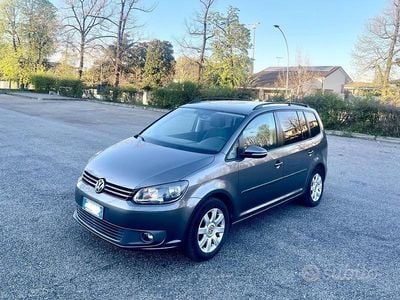 Usata VW Touran Comfortline 104 CV (76 kW) 2013 Grigio Monovolume