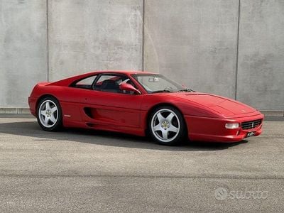 Usata Ferrari F355 381 CV (280 kW) 1996 Rosso Coupé