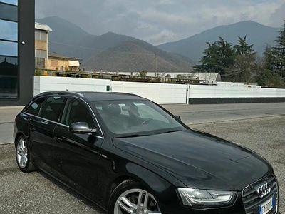 Usata Audi A4 Business Plus 194 CV (142 kW) 2012 Nero Station wagon
