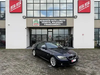 Usata BMW 320 Efficient Dynamics 170 CV (125 kW) 2009 Blu Berlina