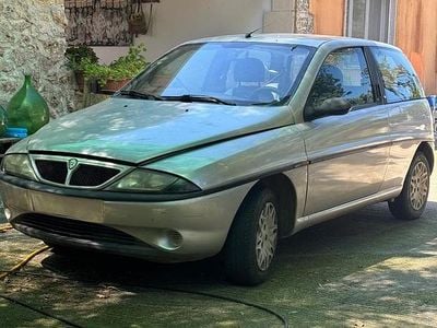 Usata Lancia Ypsilon 2000 Grigio Utilitaria